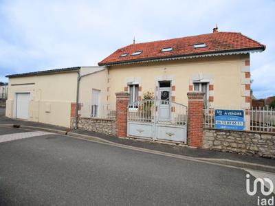 Maison 5 pièces de 155 m² à Ouzouer-sur-Trézée (45250)