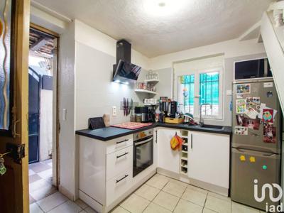 Appartement 1 pièce de 20 m² à La Roquette-sur-Siagne (06550)