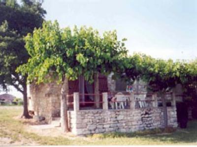 Les TILLEULS - Maison de 70 m2 avec vue sur le Mont Ventoux, située à Issirac dans le GARD