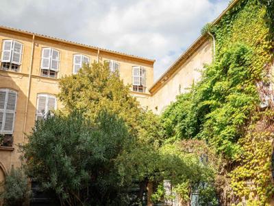 Appartement de luxe de 5 chambres en vente à Aix-en-Provence, France
