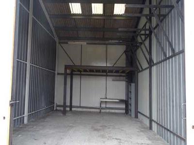Local commercial 85 m²