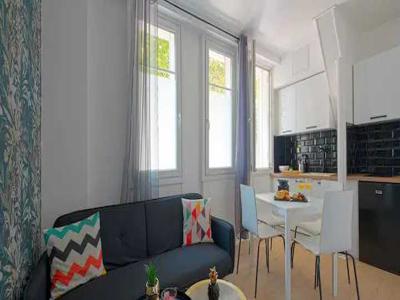 Très joli appartement 2 pièces refait à neuf proche du métro Mairie d'Issy(75012)