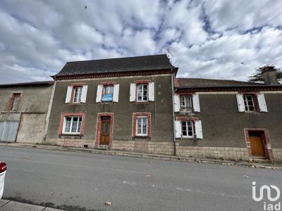 Maison 6 pièces de 215 m² à Magnac-Laval (87190)