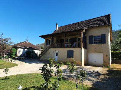 La maison du Coly : maison spacieuse sur terrain clos à Condat-sur-Vézère à 25km de Sarlat (Dordogne)
