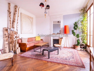 Appartement de 3 pièces de luxe en vente à Montmartre, Abbesses, Grandes-Carrières, France