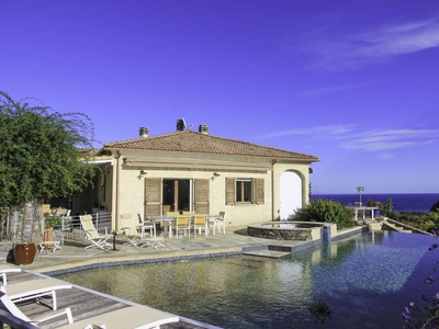 Prestigieuse Maison en vente Valle-di-Campoloro, Corse