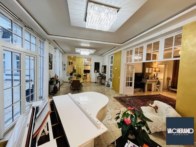 Maison de luxe de 6 chambres en vente à Valenciennes, Hauts-de-France