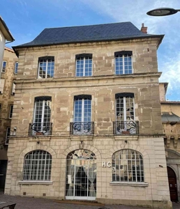 Vente maison 12 pièces 800 m² Romans-sur-Isère (26100)