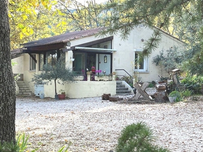 Villa de 4 pièces de luxe en vente Rougiers, Provence-Alpes-Côte d'Azur