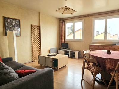 Appartement 2 pièces de 53 m² à Deuil-la-Barre (95170)