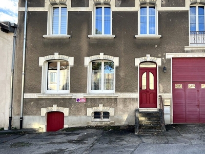 Maison 7 pièces de 200 m² à Pagny-sur-Moselle (54530)