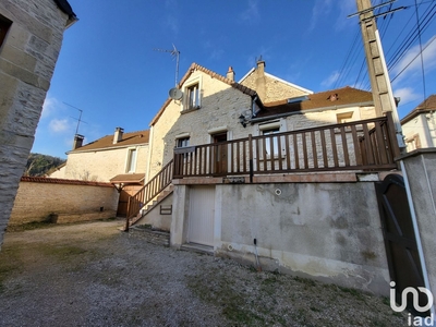 Maison de village 6 pièces de 133 m² à Ancy-le-Franc (89160)