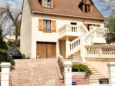 Maison de ville 6 pièces de 140 m² à Argenteuil (95100)
