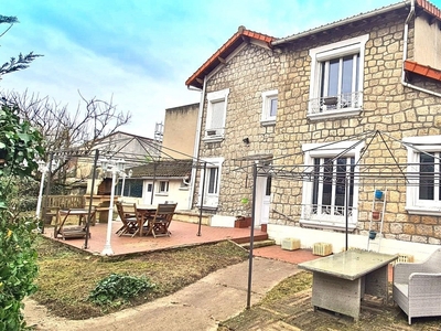 Maison traditionnelle 3 pièces de 74 m² à Saint-Maur-des-Fossés (94100)