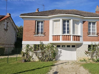 Vente maison 4 pièces 85 m² Mouy-sur-Seine (77480)