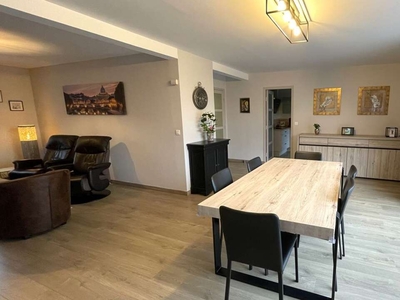 Vente maison 5 pièces 105 m² Cappelle-en-Pévèle (59242)