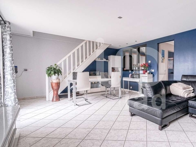 Vente maison 5 pièces 90 m² Crégy-Lès-Meaux (77124)