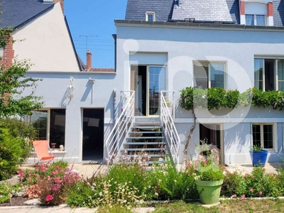 Vente maison 6 pièces 174 m² Montluçon (03100)