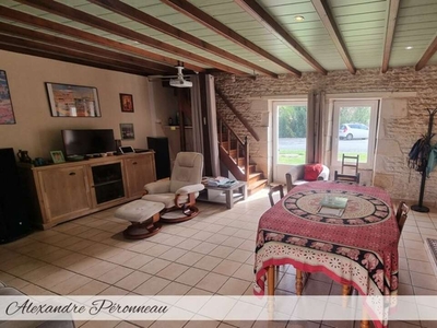 Vente maison 7 pièces 130 m² Marans (17230)