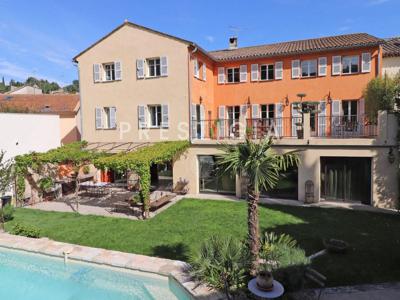 12 room luxury Hotel for sale in Valbonne, French Riviera