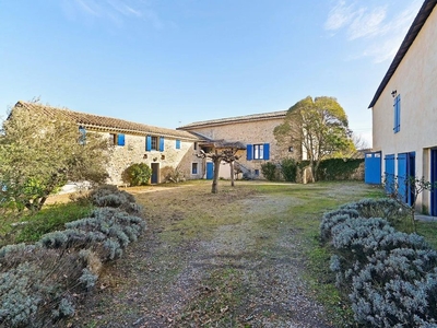 Maison de campagne de luxe de 13 pièces en vente Chemin de la Filature, Saint-Ambroix, Occitanie