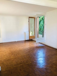 Location appartement 4 pièces 66 m²