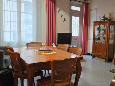 Vente maison 6 pièces 104 m² Barbezieux-Saint-Hilaire (16300)