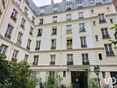 Appartement 4 pièces de 80 m² à Paris (75010)
