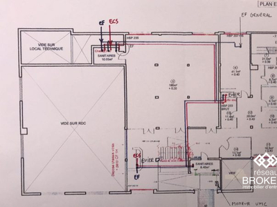 LOCAL COMMERCIAL OU BUREAU 450M2