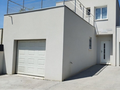 Vente maison 5 pièces 93 m² Juvignac (34990)