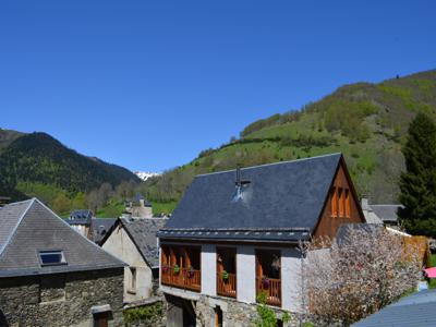 Maison en village de montagne au coeur de la vallée d'Oueil