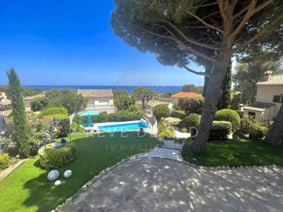Villa de luxe de 6 pièces en vente Les Issambres, Provence-Alpes-Côte d'Azur