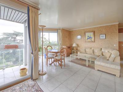 3 room luxury Flat for sale in Saint-Maur-des-Fossés, Île-de-France