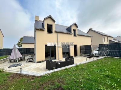 Maison de 3 chambres de luxe en vente à Saint-Jouan-des-Guérets, France