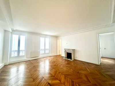 Appartement Triangle d'Or, Paris 8ème T4 70m2 VA2013