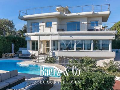 Villa de luxe de 6 pièces en vente 06160, Antibes, Alpes-Maritimes, Provence-Alpes-Côte d'Azur