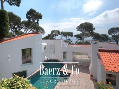 Villa de luxe de 8 pièces en vente 06160, Antibes, Alpes-Maritimes, Provence-Alpes-Côte d'Azur