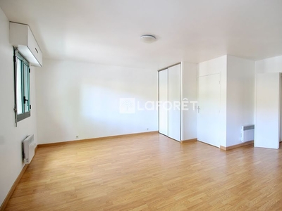 Location appartement 2 pièces 62.95 m²