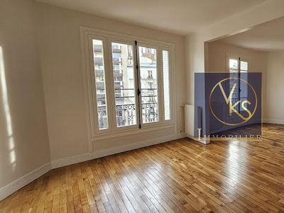 Location appartement 5 pièces 107 m²