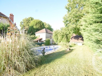 Vente maison 11 pièces 252.54 m²