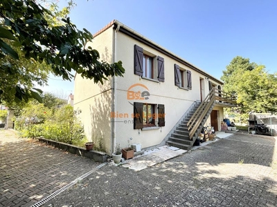 Vente maison 5 pièces 104 m²