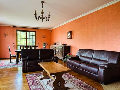 Vente maison 5 pièces 136 m²