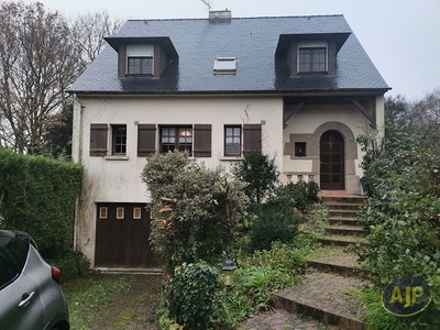 Vente maison 5 pièces 140 m²