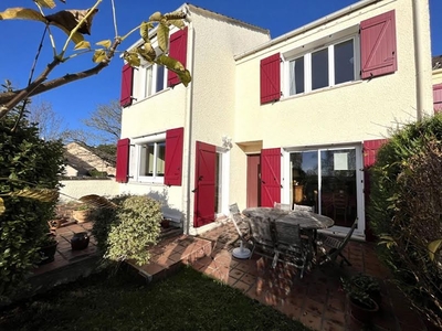 Vente maison 6 pièces 117 m²