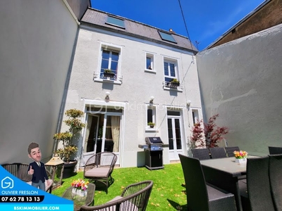 Vente maison 6 pièces 183 m²