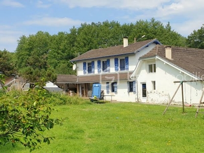 Vente maison 6 pièces 199 m²