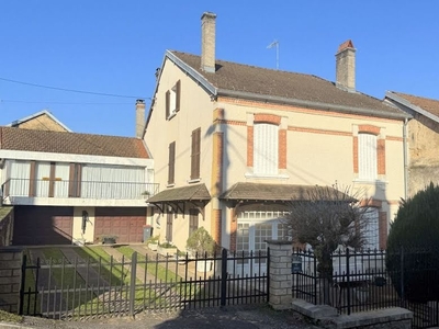 Vente maison 7 pièces 183 m²