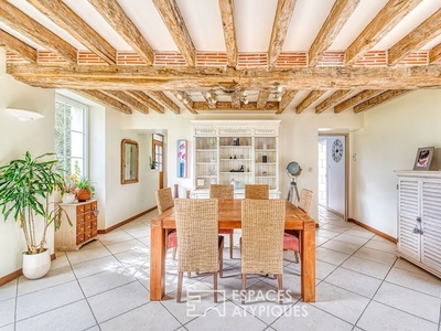 Vente maison 8 pièces 216 m²