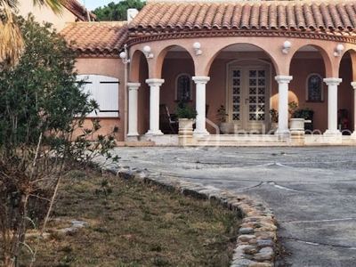 Vente villa 7 pièces 270 m²