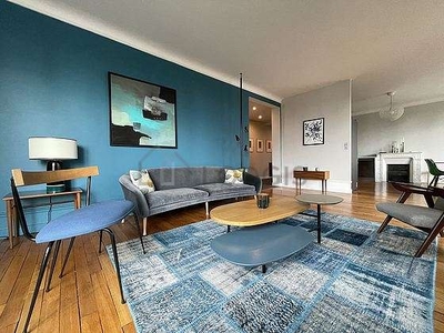 Appartement 3 chambres meublé avec ascenseur, concierge et place
de parking en optionTrocadéro – Passy (Paris 16°)